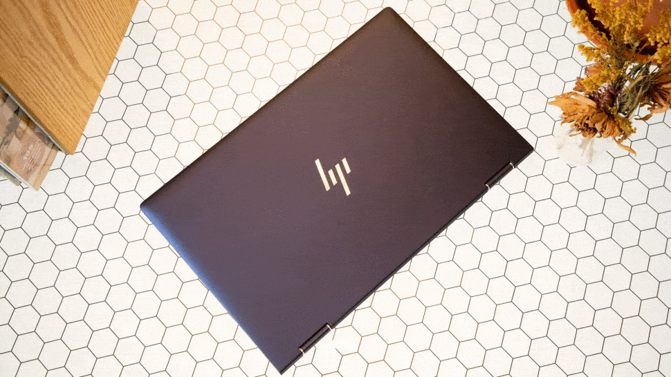 HP Elite Dragonfly review: blue beauty machine