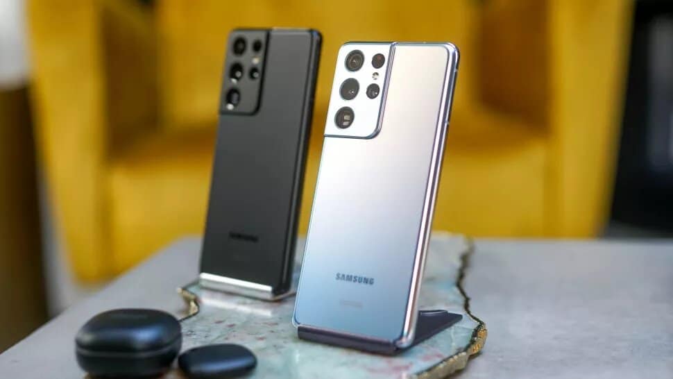 Galaxy S21 Ultra review design: phantom black and phantom silver
